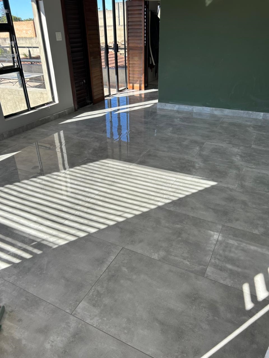 6 Bedroom Property for Sale in Gonubie North Eastern Cape